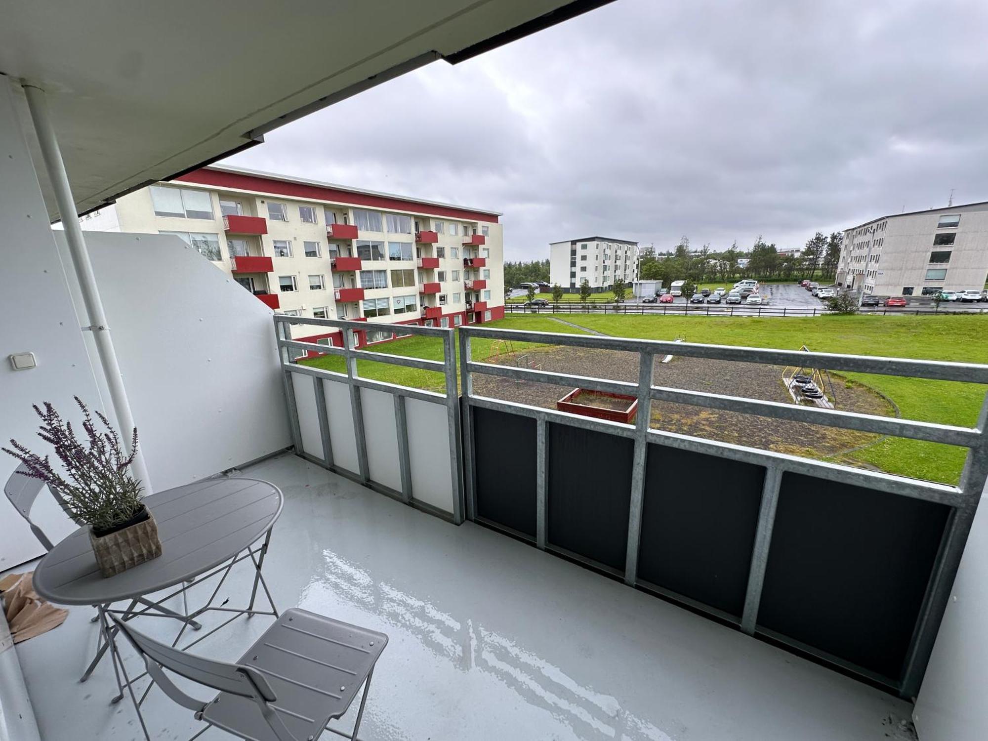 In Fellsmuli - Birta Lejlighed Reykjavík